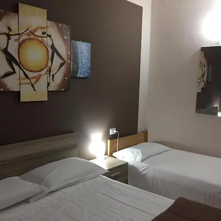 بيت ضيافة Self Check-in بارما